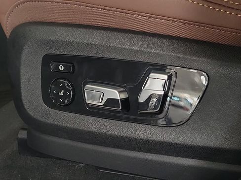 New 2027 BMW X6 xDrive40i w/ Premium Package AWD/4WD image 18