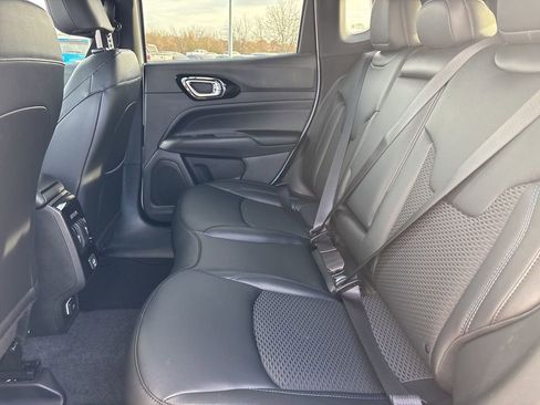 New 2026 Jeep Compass Latitude image 20