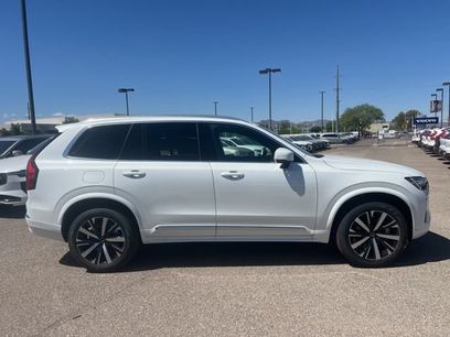 New 2026 Volvo XC90 B5 Core