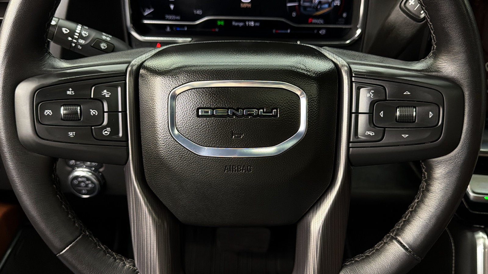 Used 2025 GMC Sierra 3500 Denali Ultimate AWD/4WD image 24