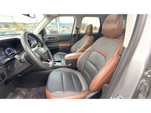 Used 2023 Ford Bronco Sport Outer Banks w/ Tech Package image 18