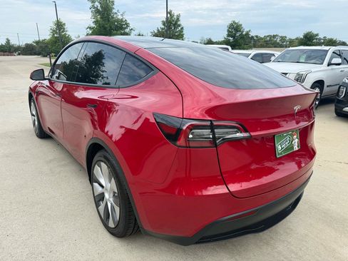 Used 2021 Tesla Model Y Long Range AWD/4WD image 6
