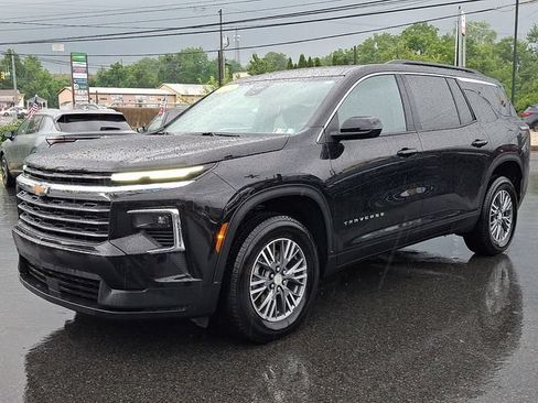 Certified 2026 Chevrolet Traverse LT AWD/4WD image 16