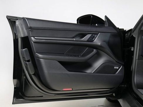 Used 2025 Porsche Taycan AWD/4WD image 27