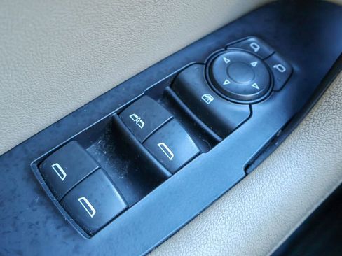 Used 2020 Chevrolet Blazer Premier w/ Driver Confidence II Package image 16