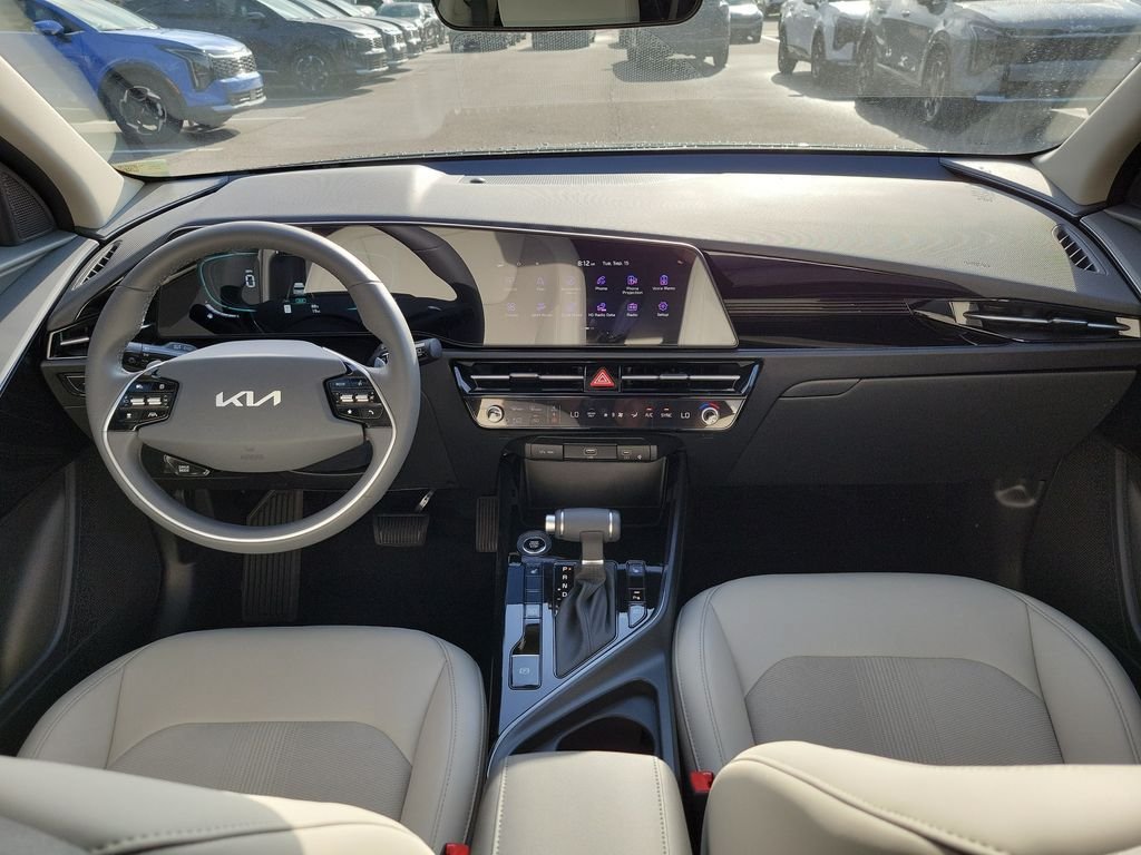 New 2026 Kia Niro EX FWD image 14