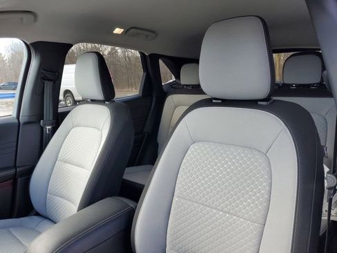 Used 2023 Ford Escape Active w/ Tech Pack #2 image 17