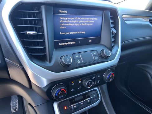 Used 2020 GMC Acadia SLE image 20