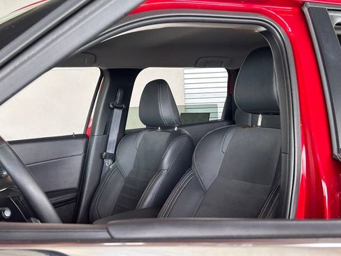 Used 2024 Mitsubishi Outlander SE Black Edition FWD image 15