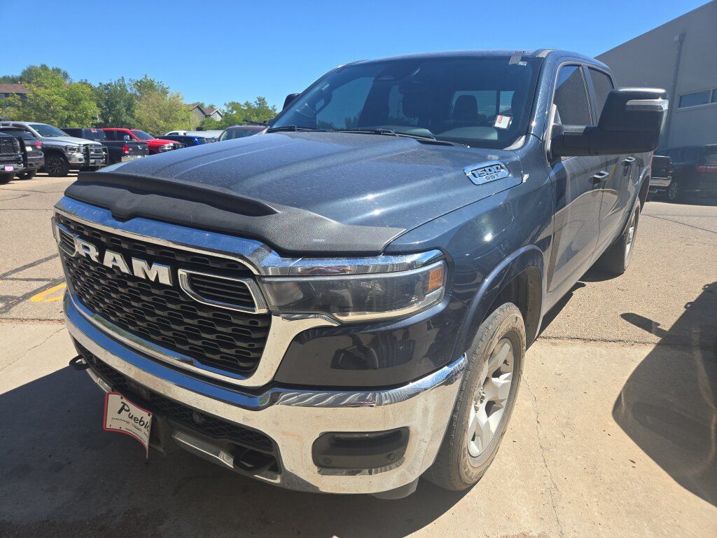 Used 2025 RAM 1500 Big Horn AWD/4WD image 3