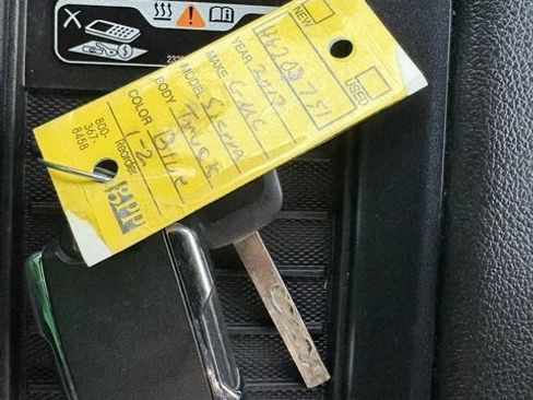 Used 2017 GMC Sierra 1500 SLT w/ SLT Premium Package image 17