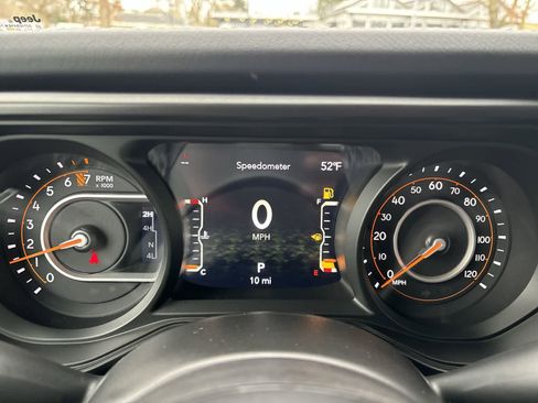 New 2026 Jeep Gladiator Sport image 13