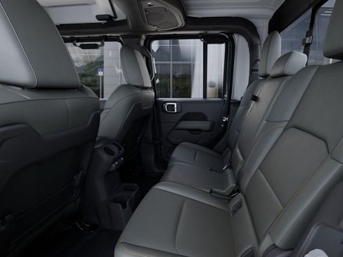 New 2026 Jeep Gladiator Mojave w/ Safety Group AWD/4WD image 23