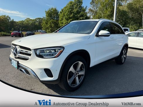 Used 2022 Mercedes-Benz GLC 300 4MATIC image 4