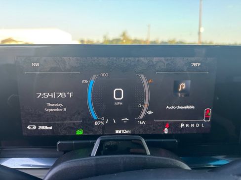 Used 2026 GMC Hummer EV SUV AWD/4WD image 15
