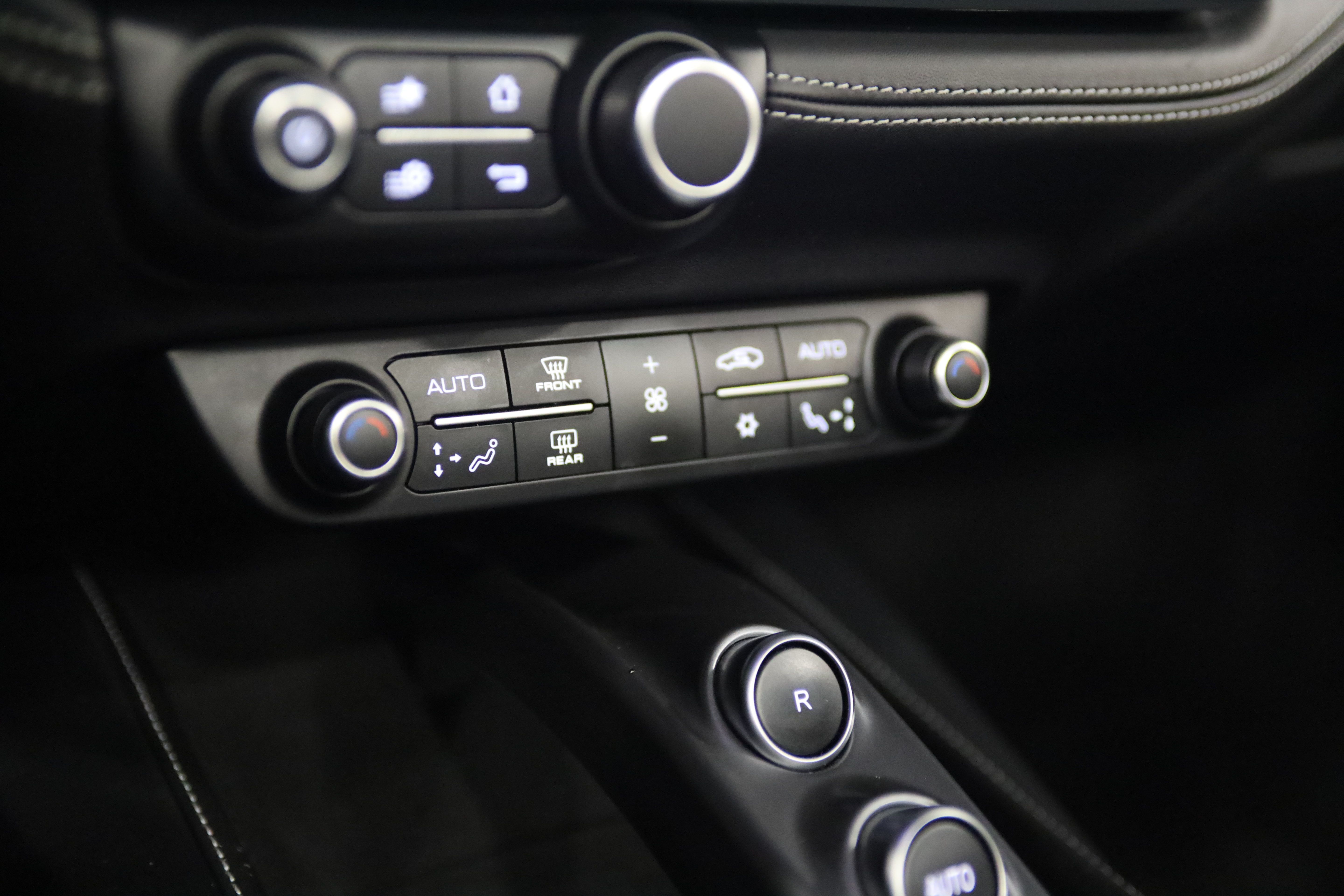 Used 2022 Ferrari Portofino M RWD image 29