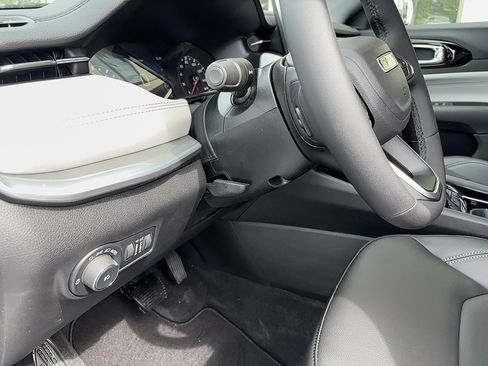 Used 2026 Jeep Compass Limited AWD/4WD image 17