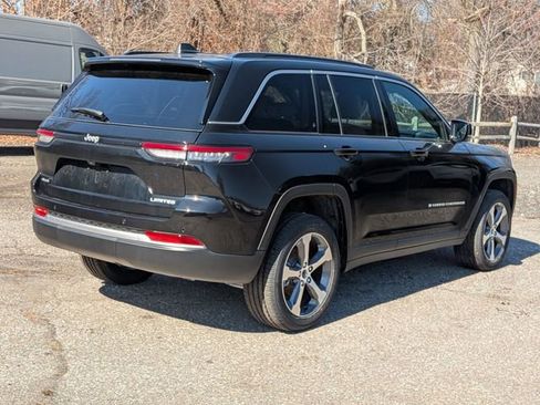 New 2026 Jeep Grand Cherokee Limited image 3