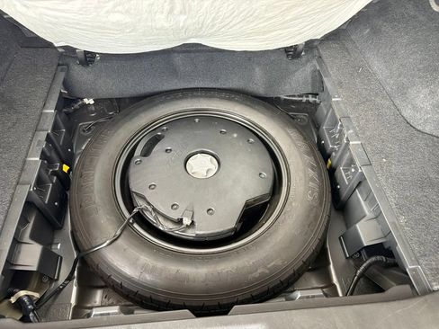 Used 2018 Nissan Murano SL w/ Moonroof Package AWD/4WD image 13
