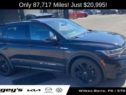 Used 2022 Volkswagen Tiguan SE R-Line