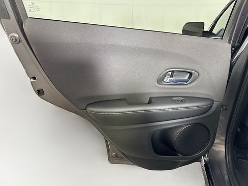Used 2022 Honda HR-V Sport image 24