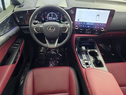 Used 2025 Lexus NX 350h AWD w/ Accessory Package (K3) image 13