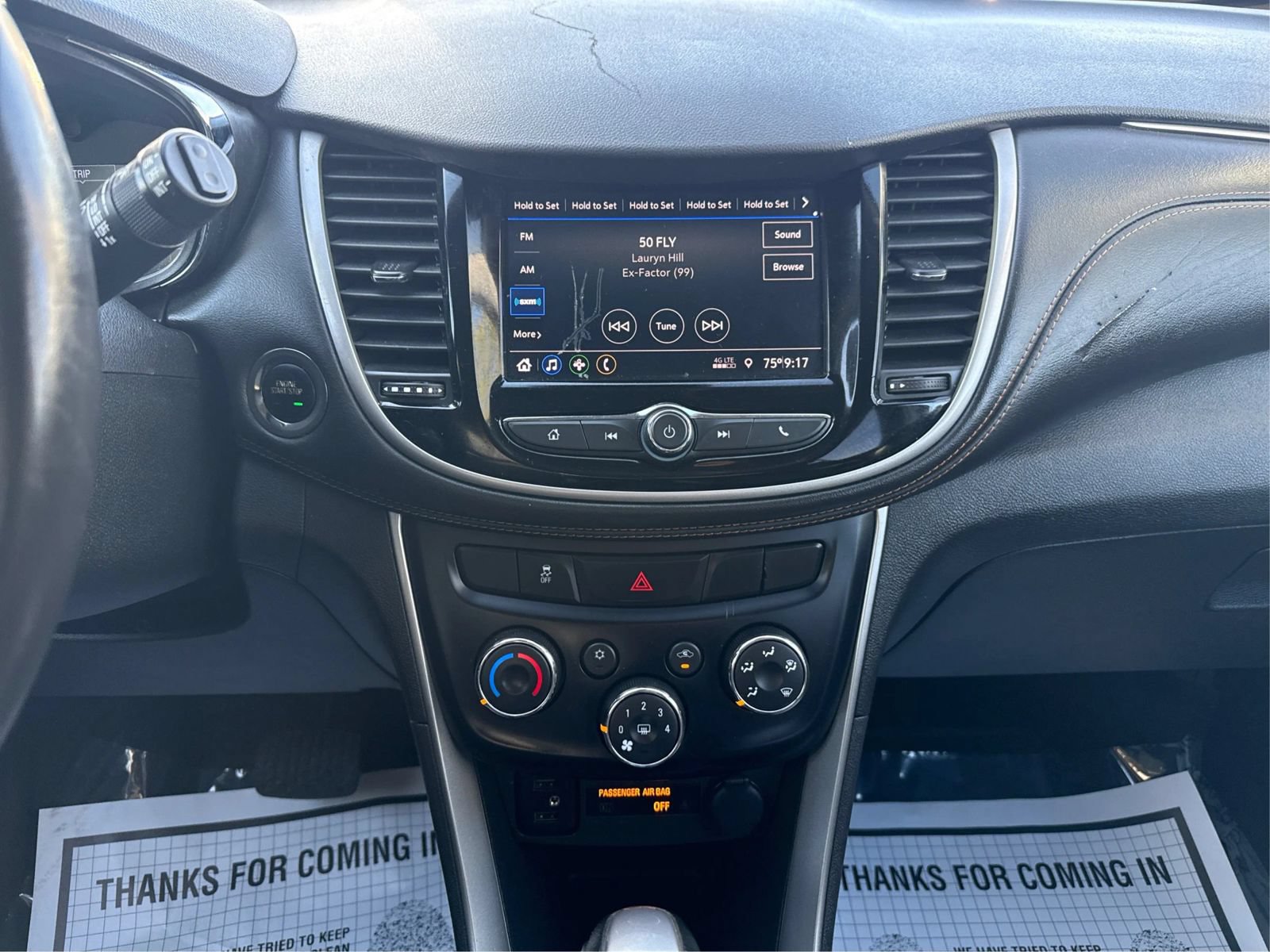 Used 2020 Chevrolet Trax LT w/ LT Convenience Package FWD image 14
