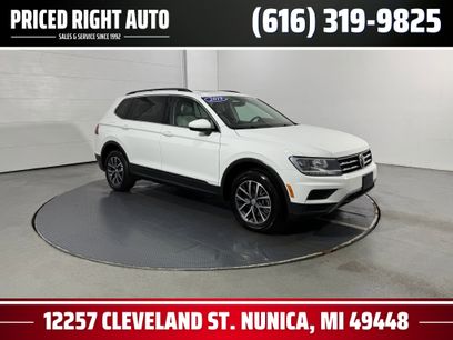 Used 2019 Volkswagen Tiguan SE w/ Panoramic Sunroof Package