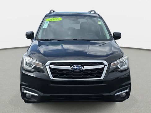 Used 2018 Subaru Forester 2.5i Touring AWD/4WD image 2