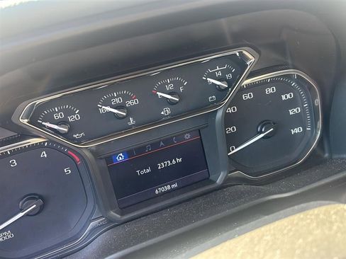 Used 2022 GMC Sierra 2500 AT4 w/ AT4 Preferred Package image 10