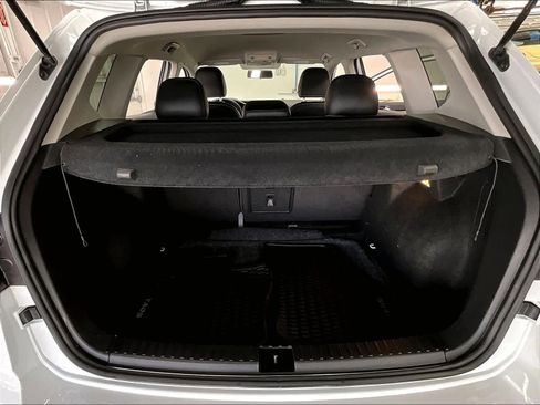 Used 2022 Volkswagen Taos SE image 30