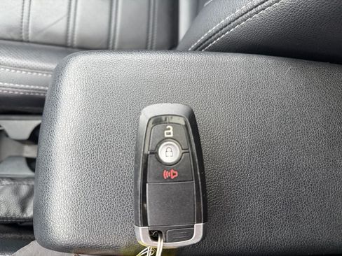 Used 2018 Ford EcoSport Titanium FWD image 31