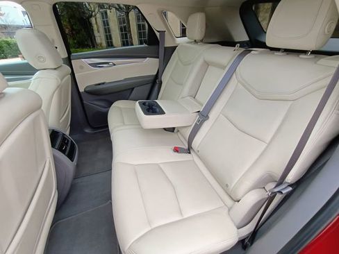 Used 2017 Cadillac XT5 Premium Luxury w/ Advanced Security Package image 61