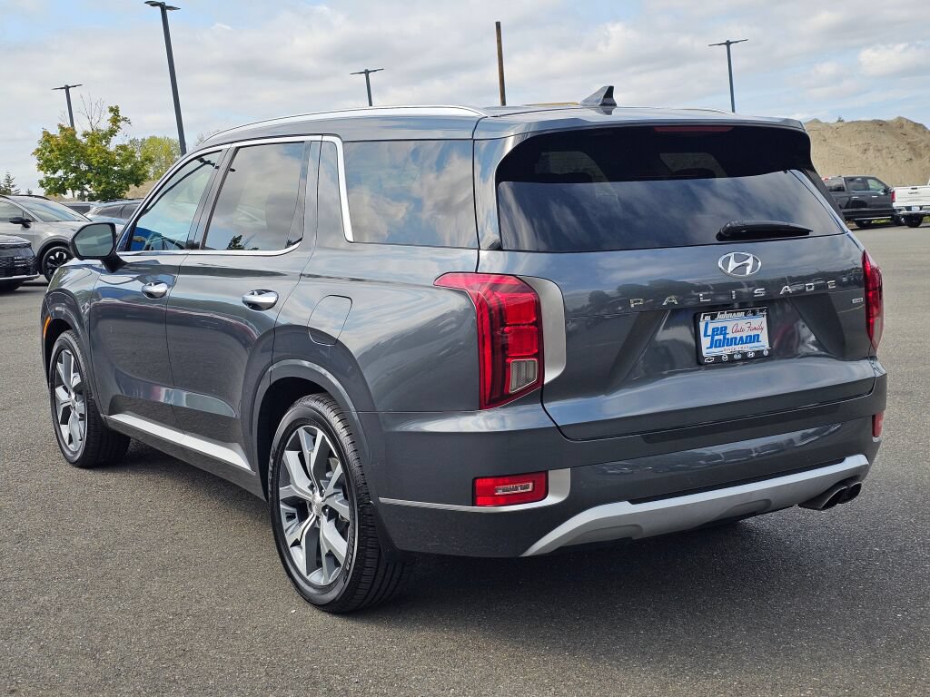 Used 2021 Hyundai Palisade Limited w/ Winter Package AWD/4WD image 7