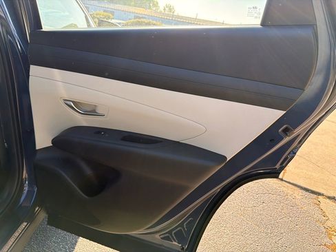 New 2026 Hyundai Tucson SE image 16