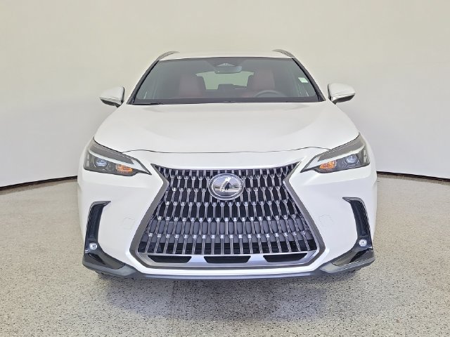 Used 2024 Lexus NX 250 FWD w/ Towing Package (2000 Lbs) image 3