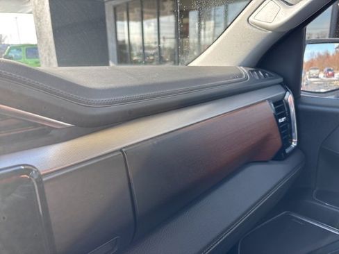 Used 2023 GMC Sierra 1500 Denali w/ Denali Reserve Package image 25