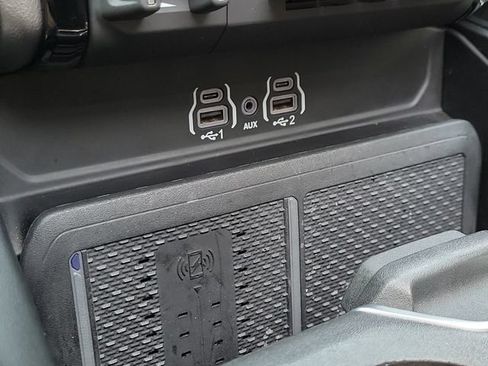 Used 2026 RAM 1500 Laramie AWD/4WD image 19
