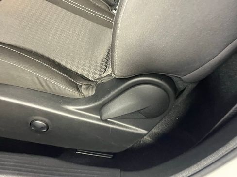 Used 2023 Dodge Challenger SXT w/ Blacktop Package image 27