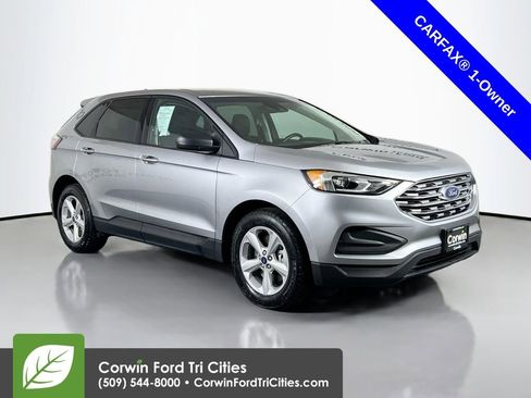 Used 2020 Ford Edge SE image 1