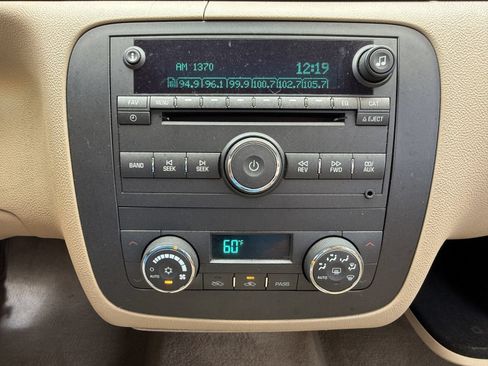 Used 2006 Buick Lucerne CXL w/ Luxury Package FWD image 22