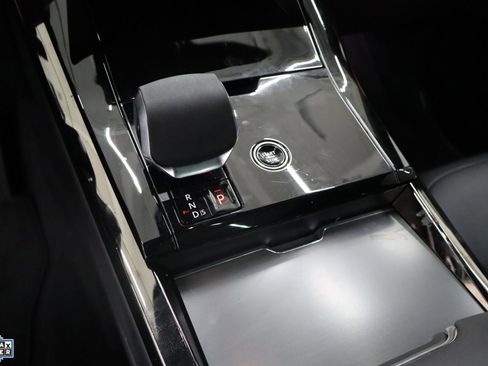 Used 2025 Land Rover Range Rover Sport SE image 19