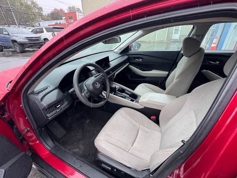Used 2023 Honda Accord EX image 8