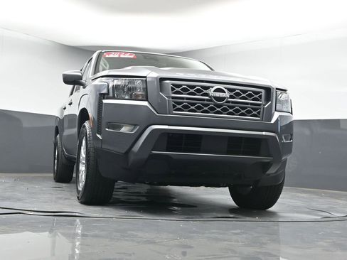 Used 2024 Nissan Frontier SV w/ SV Convenience Package image 35