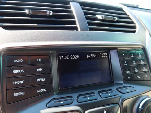 Used 2013 Ford Explorer 4WD w/ Class III Trailer Tow Pkg image 14