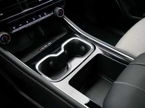 New 2026 Chevrolet Traverse LT w/ Enhanced Driving Package FWD image 31