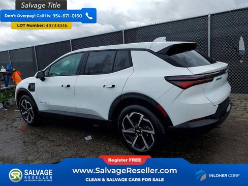 Used 2025 Chevrolet Equinox EV LT w/ Comfort Package image 3