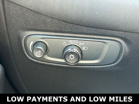 Used 2024 Chevrolet Equinox LT image 20