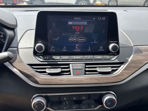 Used 2025 Nissan Altima 2.5 SV image 20