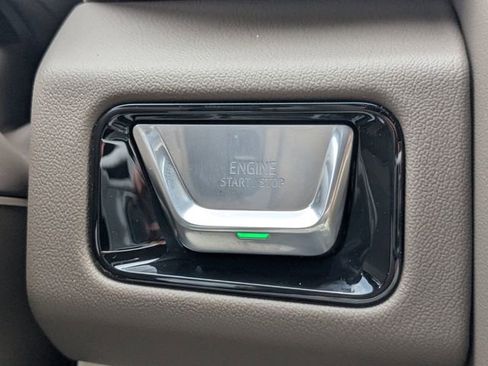 New 2026 GMC Yukon Denali w/ Sun & Power Step Package image 33